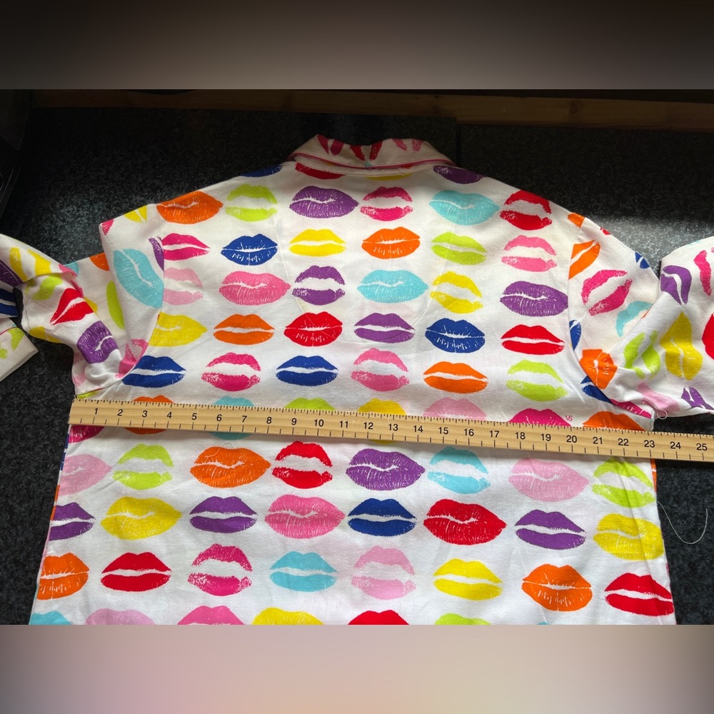 Victorias Secret bright heart print pyjamas top large - Picture 11 of 12